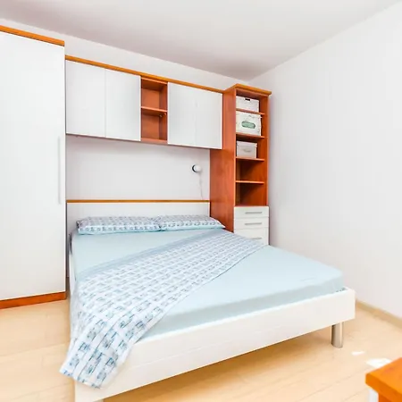 Apartamento Fontana Postira